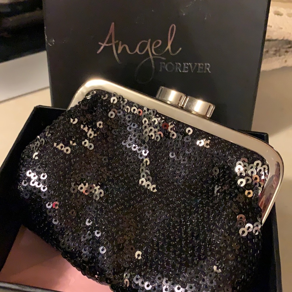 Sequin coin purse